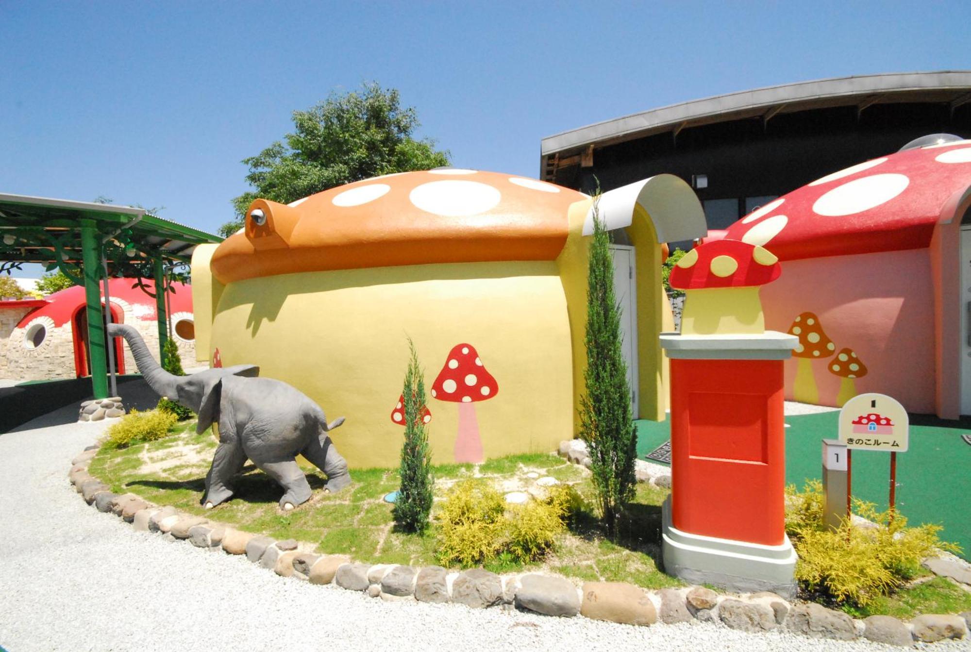 Aso Farm Land Hotel Minamiaso Exterior photo